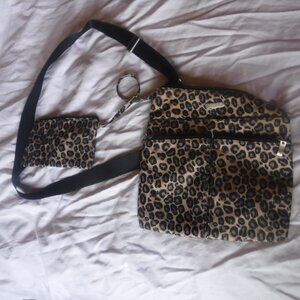 Bagallini Leppord Design Color Crossbody Purse Bag Pre Owned